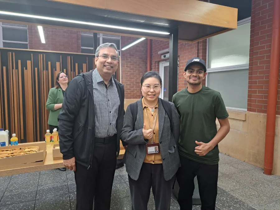 IEE Team with Dr Bing Yan at Adelaide Robotics Workshop